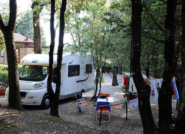 Staanplaats voor Camper - Caravan - Tent Trailer