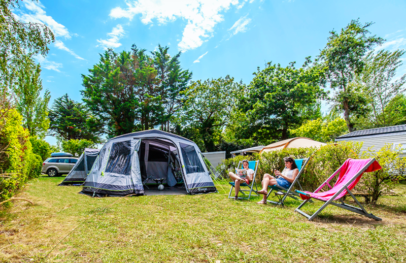 Access pitch with water - 100m² 1 vehicle + electricity
