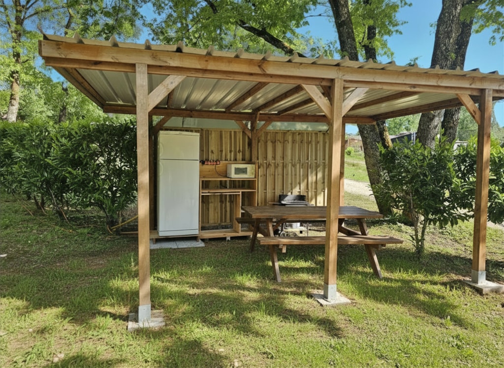 Premium Pitch Lake View