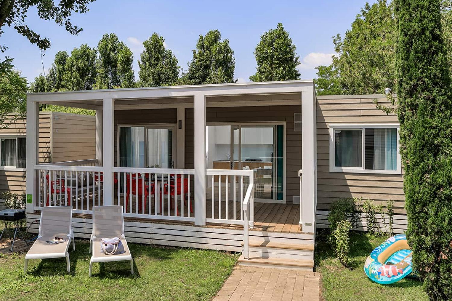 Chalet Superior - CMJOY