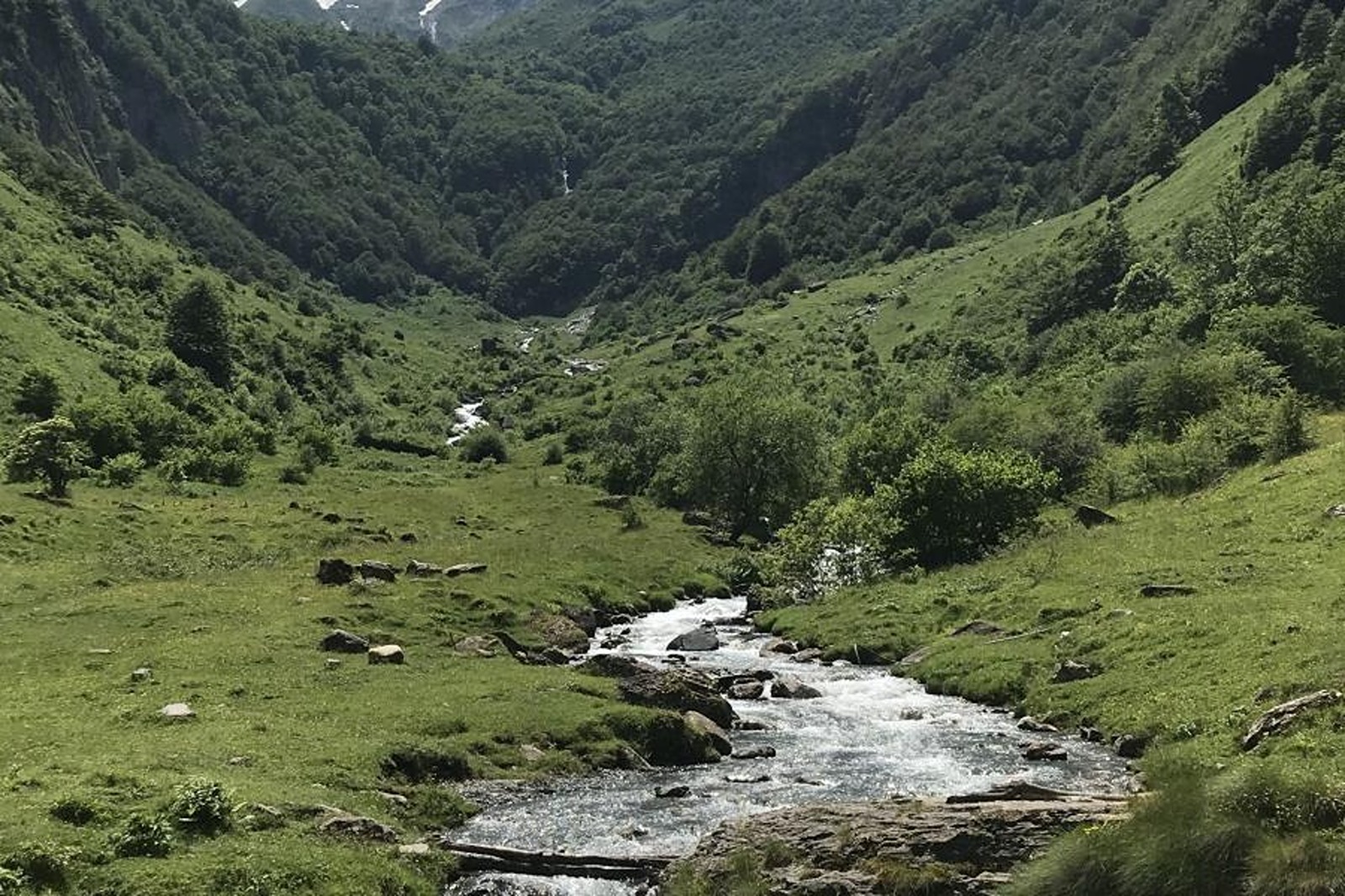 Closest river or lake