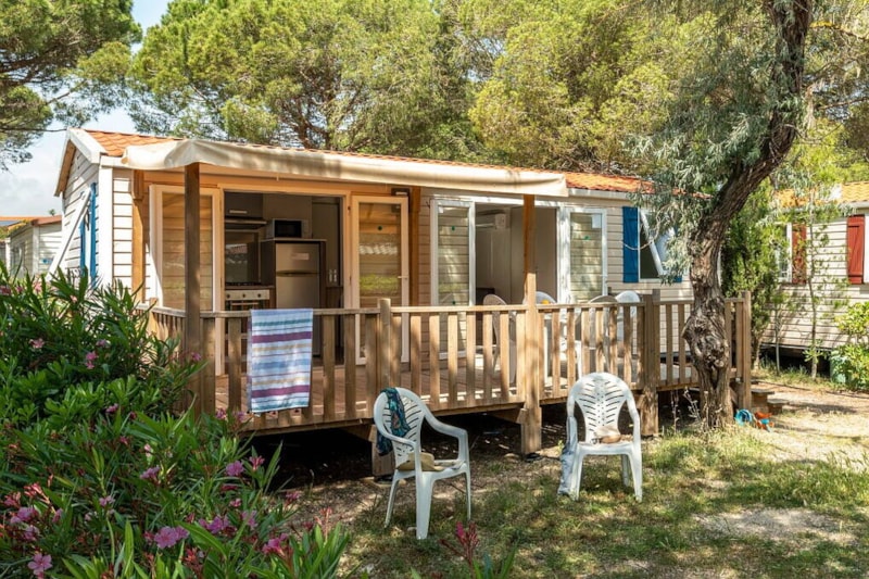 Stacaravan Comfort - 29 m² - 2 slaapkamers - Verhoogd terras