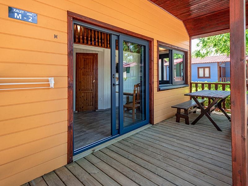 Wooden Chalet 6p - 2000