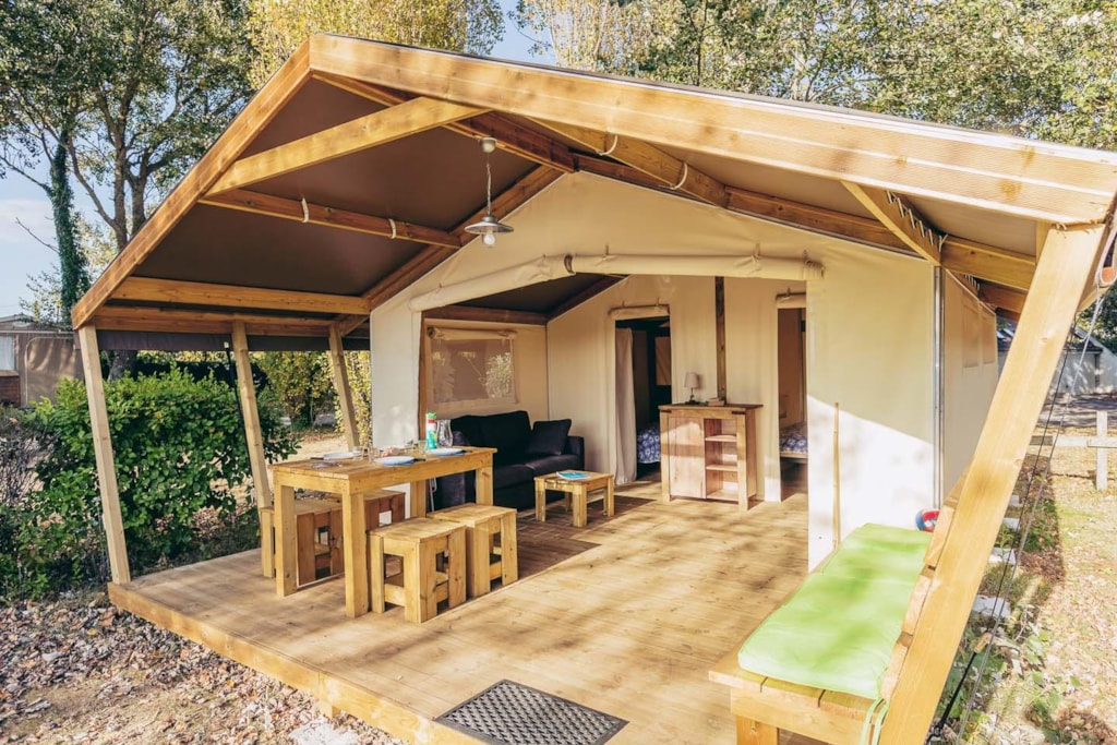Glampingtent 4p - Free Flower Standard 30m² (No bathroom)