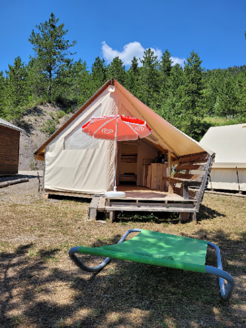 Tent Standard 17m² 2 bedrooms (without toilet blocks) 4 Ppl.