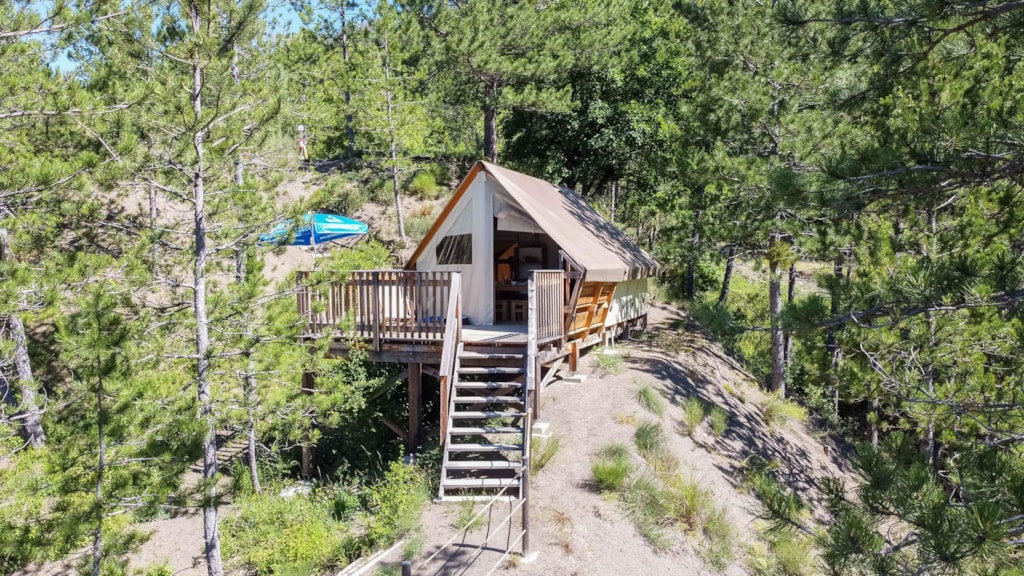 Tent Standard 21m² 2 bedrooms (without toilet blocks) 5 Ppl.