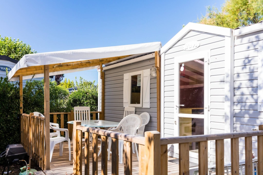 Stacaravan Classic 20m² | 2 slaapkamers | Verhoogd terras