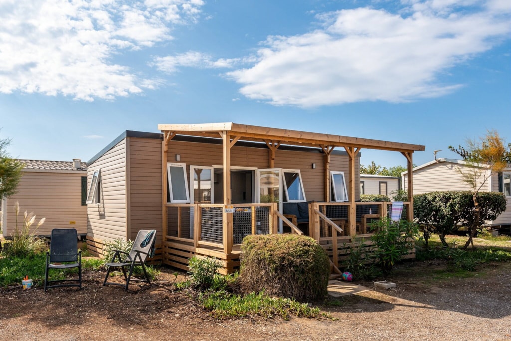 Stacaravan Premium 32m² | 3 slaapkamers | Terras lounge | Airconditioning