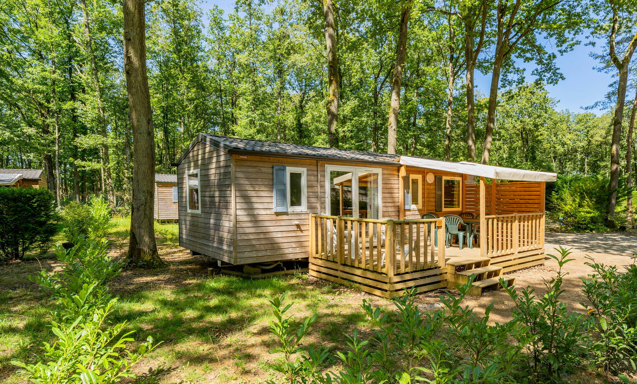 Stacaravan Comfort - 32 m²- 3 slaapkamers - Verhoogd terras