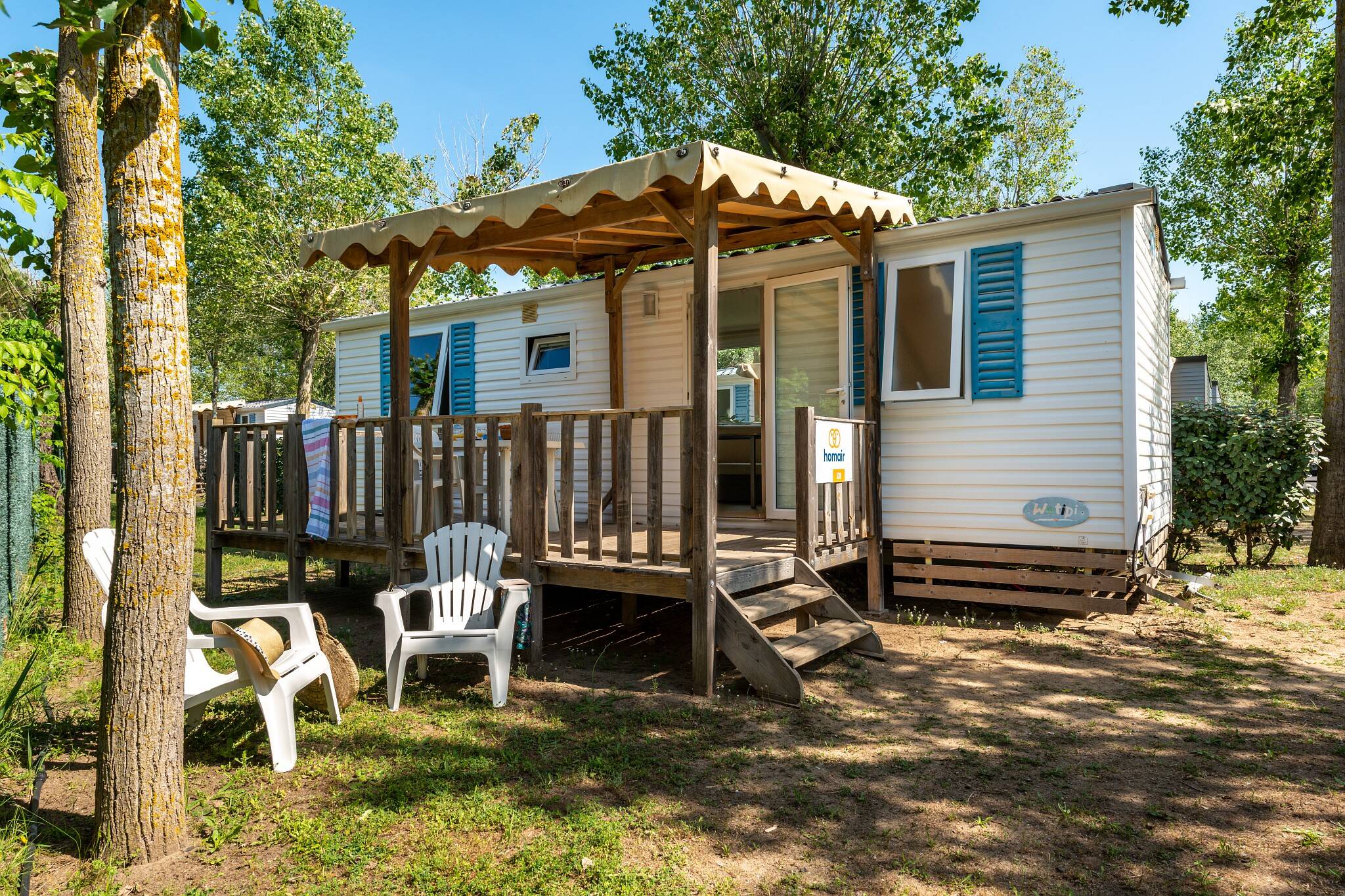 Stacaravan Comfort - 30 m²- 2 slaapkamers - Verhoogd terras