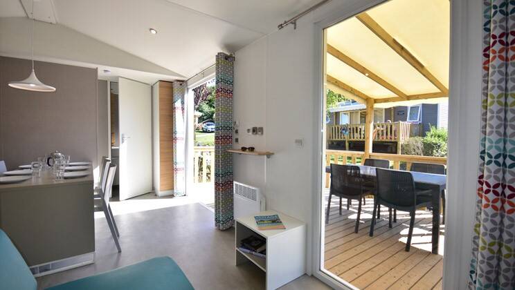 Stacaravan Classic - 23 m²- 2 slaapkamers - Verhoogd terras