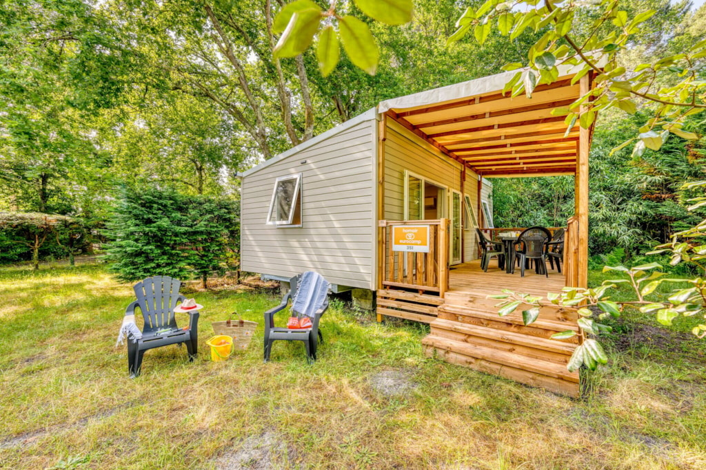 Stacaravan Comfort 32m² | 3 slaapkamers | Verhoogd terras | Airconditioning