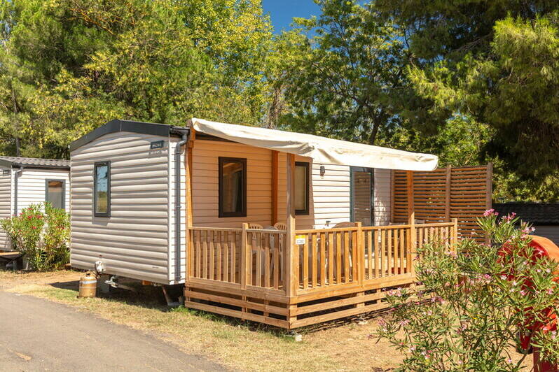 Stacaravan Comfort - 3 bedrooms - covered terrace - air conditioning 6 Ppl.