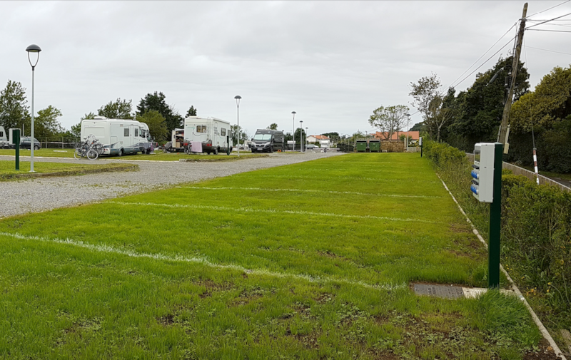 Pitch 6p - 28M2 Camper parking 2 nights